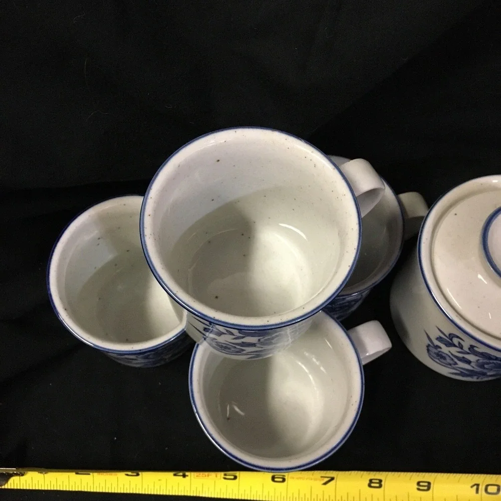 VTG Norleans Vienna Blue/White Floral Speckled Creamer, Sugar 4 Coffee,Tea Cups